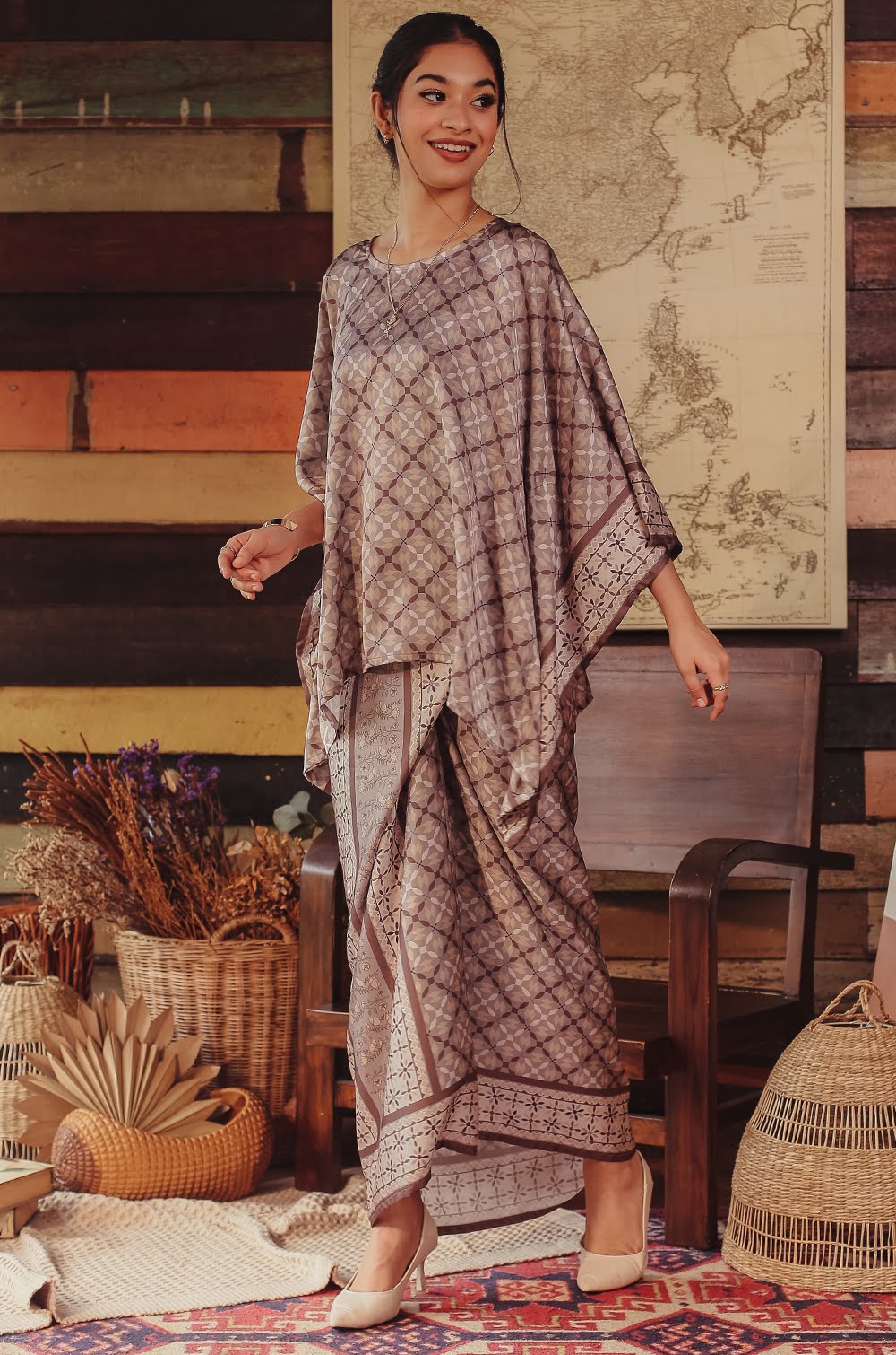 AISYAA BATIK PAREO (BROWN GREY)
