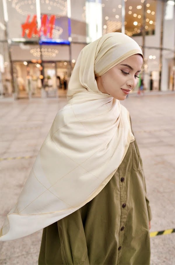 CAMILA PRINTED SHAWL (LIGHT YELLOW)