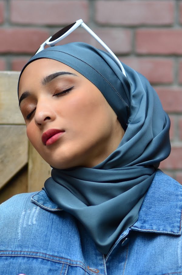 04db286adc2daa2a46dff9cd8a2cdbf51578467232.jpg BASIC PLAIN SHAWL EYELASH (STONE BLUE)