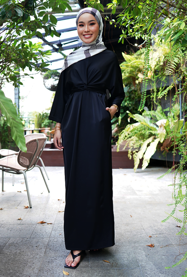 ARIA WRAP DRESS (EBONY BLACK)