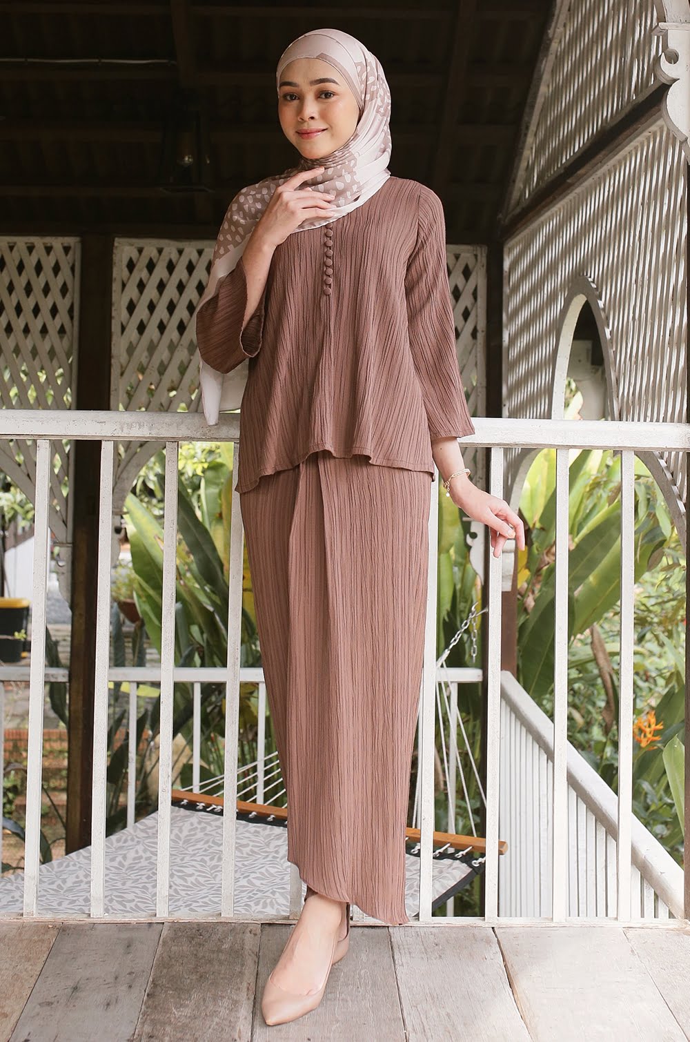 LORENNA TEXTURED KURUNG (COFFEE BEAN)
