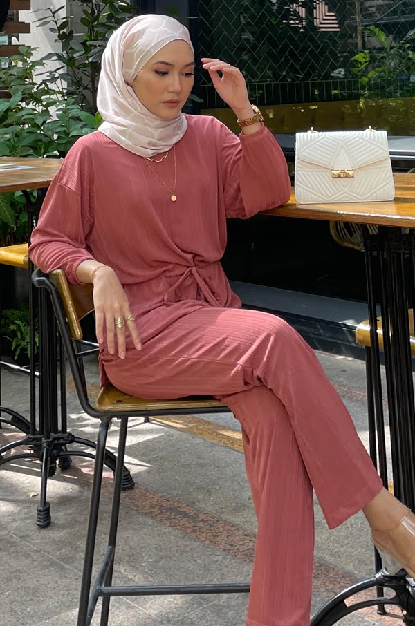 ELLA CASUAL SET (CORAL RED)