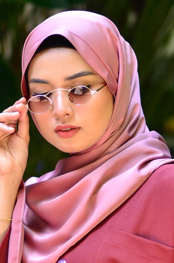 BASIC PLAIN SHAWL EYELASH (ROSEWOOD)