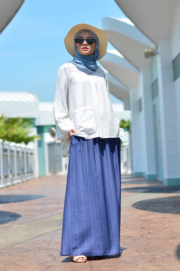 KAYLA STRIPE SET (BLUE)