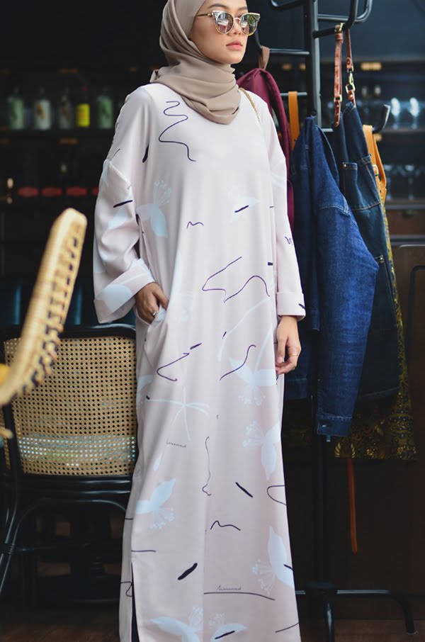 BOHAMIA PRINTED DRESS (NUDE BEIGE)