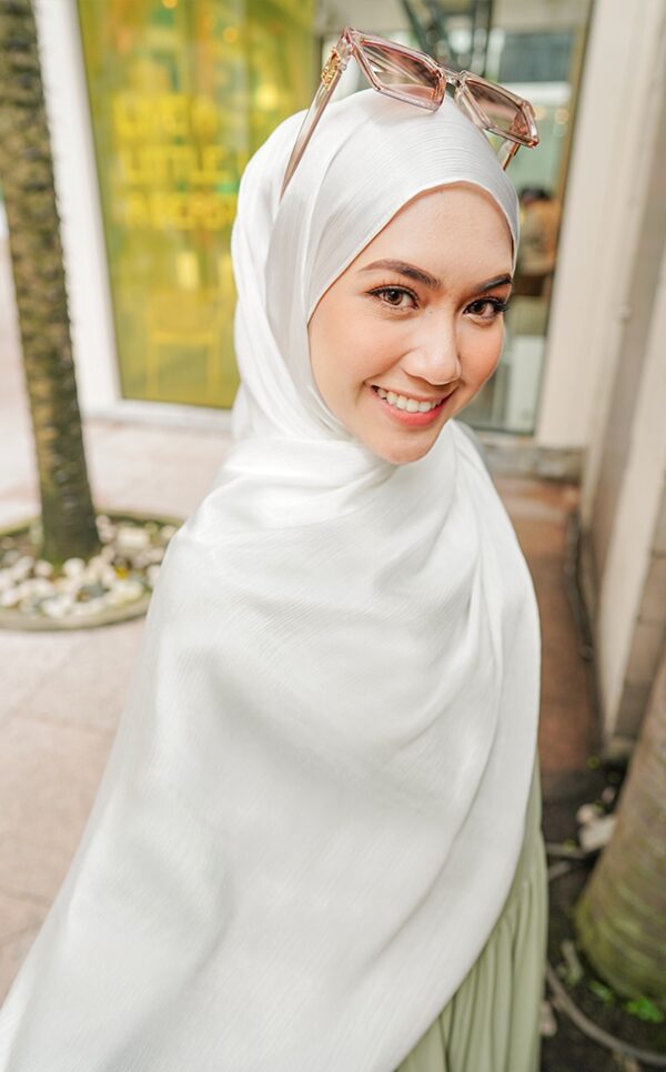 MEDYNA TEXTURE PLAIN SHAWL (SNOW WHITE)