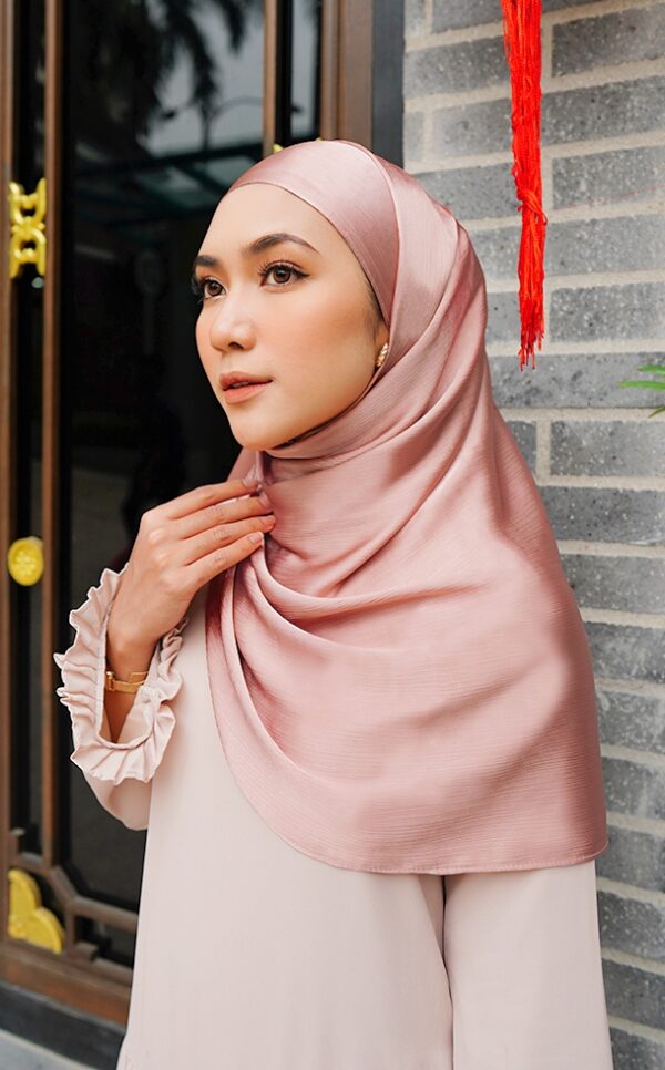MEDYNA TEXTURE PLAIN SHAWL (CORAL BROWN)