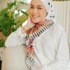 2990551bf2f3df2a2a99dc1c8a9d79241656642579.jpg MOLLY PRINTED SQUARE (BROWN WHITE)