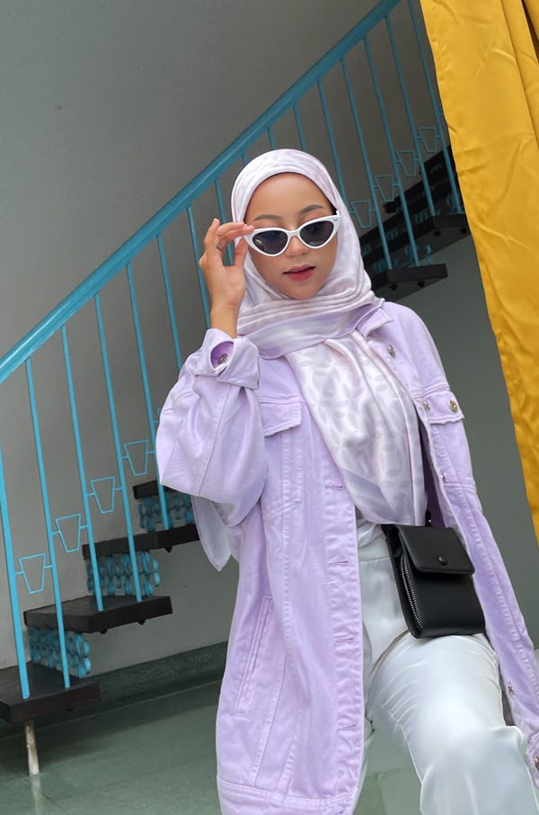 LOTUS PRINTED SQUARE (DUSTY LAVENDER)
