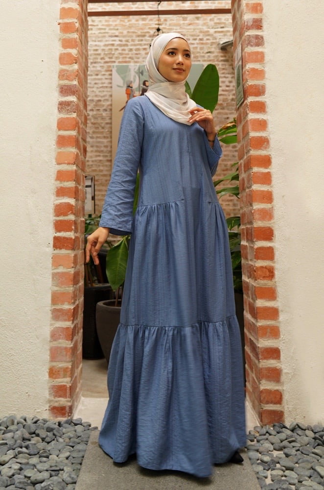 MILANI PLAIN DRESS (BLUE)