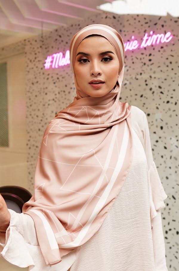 ATILIA PRINTED SHAWL (KHAKI)