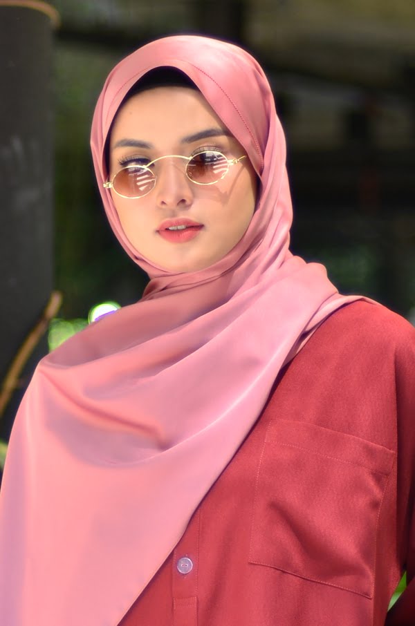 BASIC PLAIN SHAWL EYELASH (ROSEWOOD)