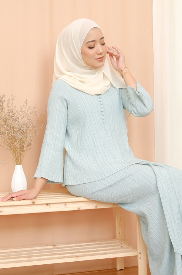 5c93a916f44c2ff287c11aaa056af8711617344550.jpg LORENNA TEXTURED KURUNG (COOL MINT)