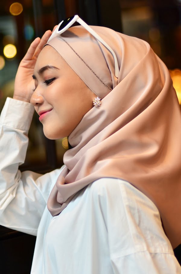 5df703334ca2bed2ab6c84ec365de0691578628629.jpg BASIC PLAIN SHAWL EYELASH (DUSTY ROSE)