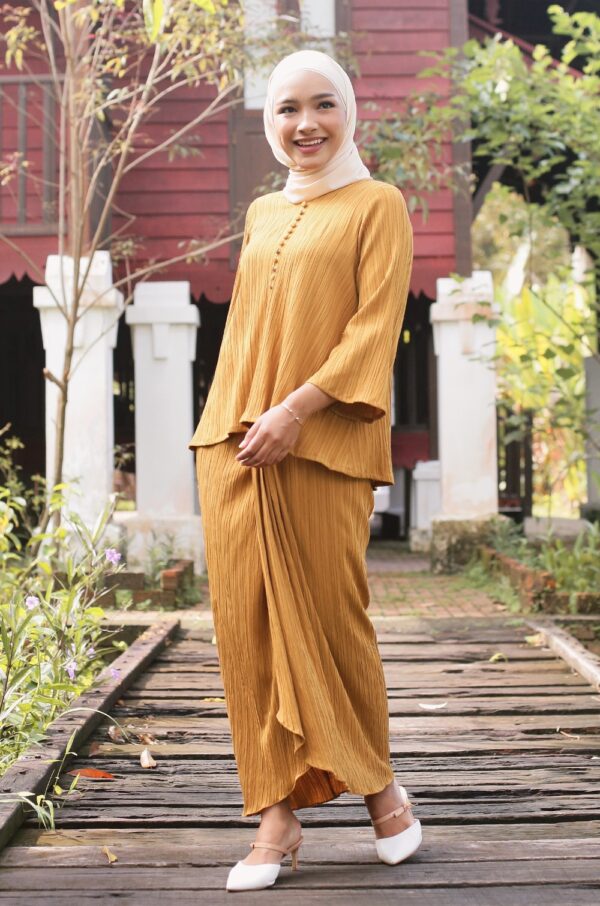 LORENNA TEXTURED KURUNG (MUSTARD YELLOW)