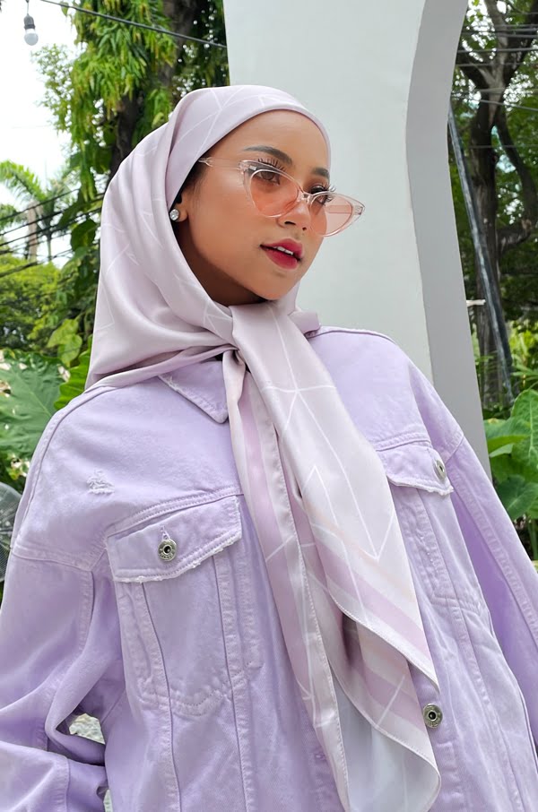 ATILIA PRINTED SQUARE (LILAC CREAM)