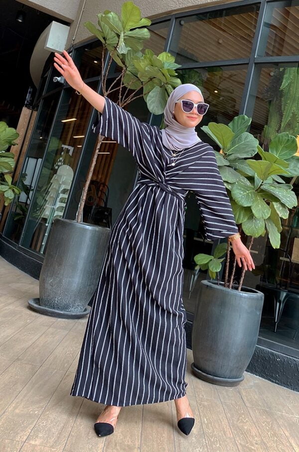 NAOMI WRAP DRESS (BLACK)