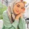 7920fcd47296369f834f21f98e53ece81656642690.jpg MOLLY PRINTED SQUARE (MATTE GREY)