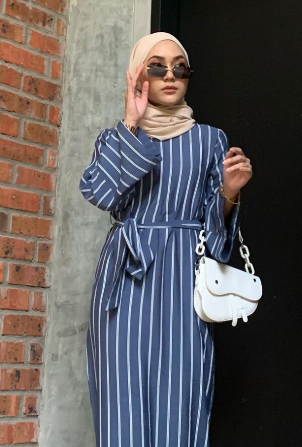 CANDY STRIPED DRESS (NAVY BLUE)