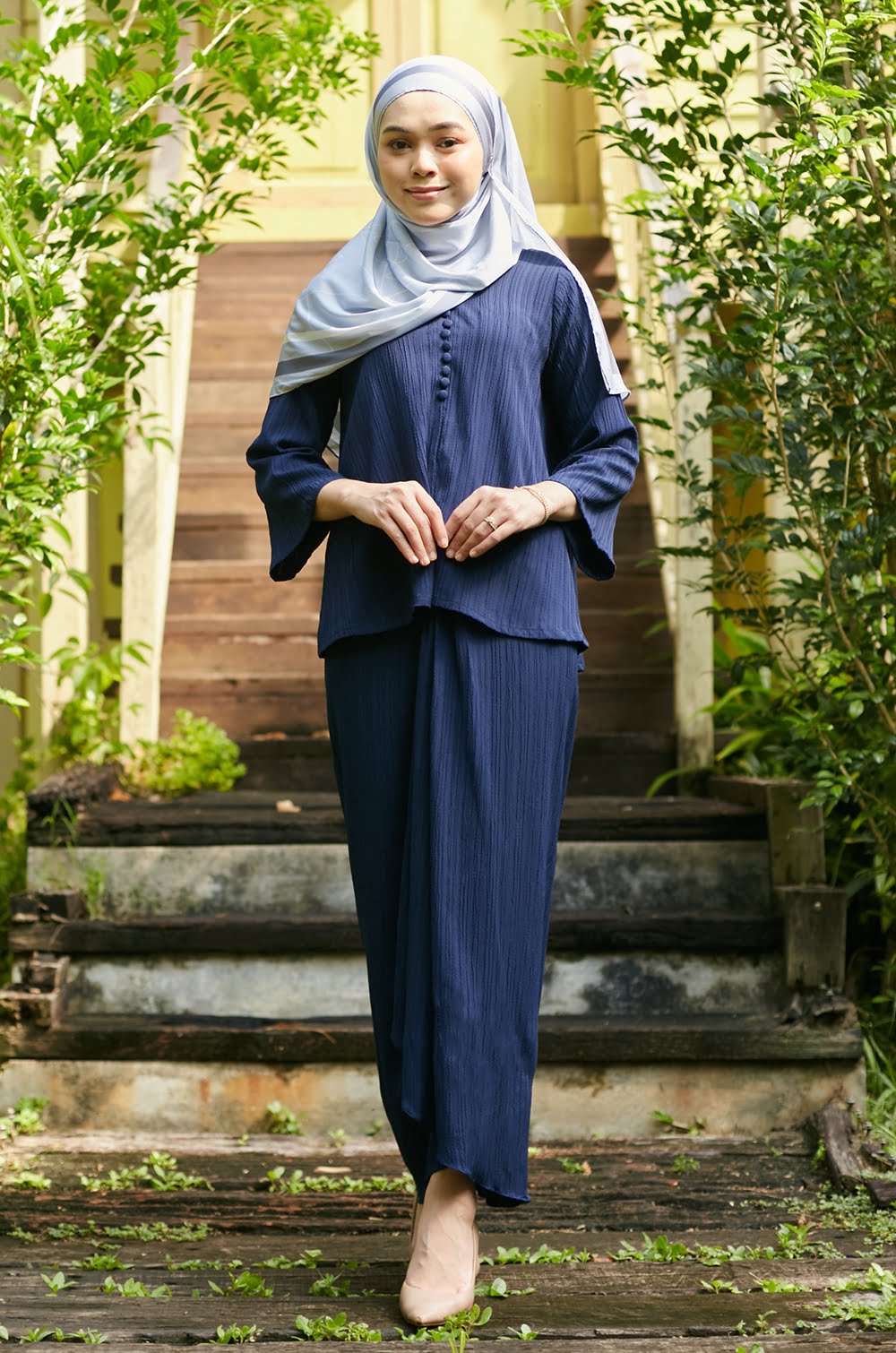 LORENNA TEXTURED KURUNG (NAVY BLUE)