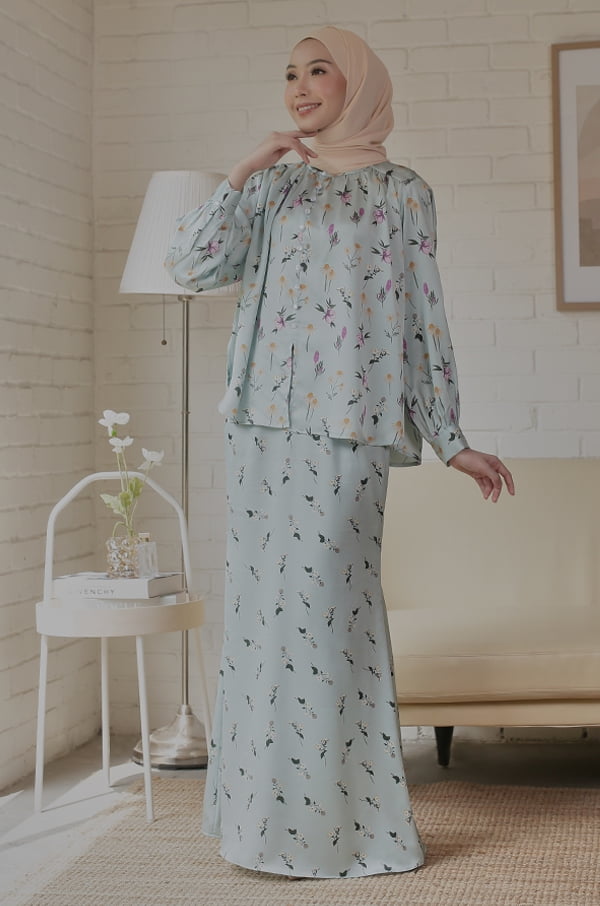 DAISY FLORAL KURUNG (TIFFANY BLUE)