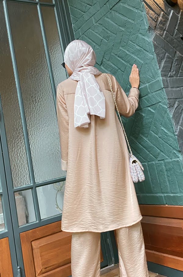 LOVEE TUNIC SET (LATTE)
