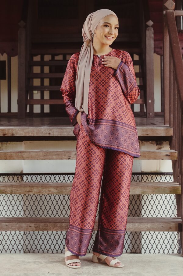AISYAA BATIK PANTS (TERRACOTTA PURPLE)