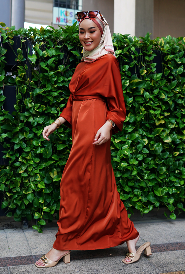 ARIA WRAP DRESS (DARK TERACOTTA)