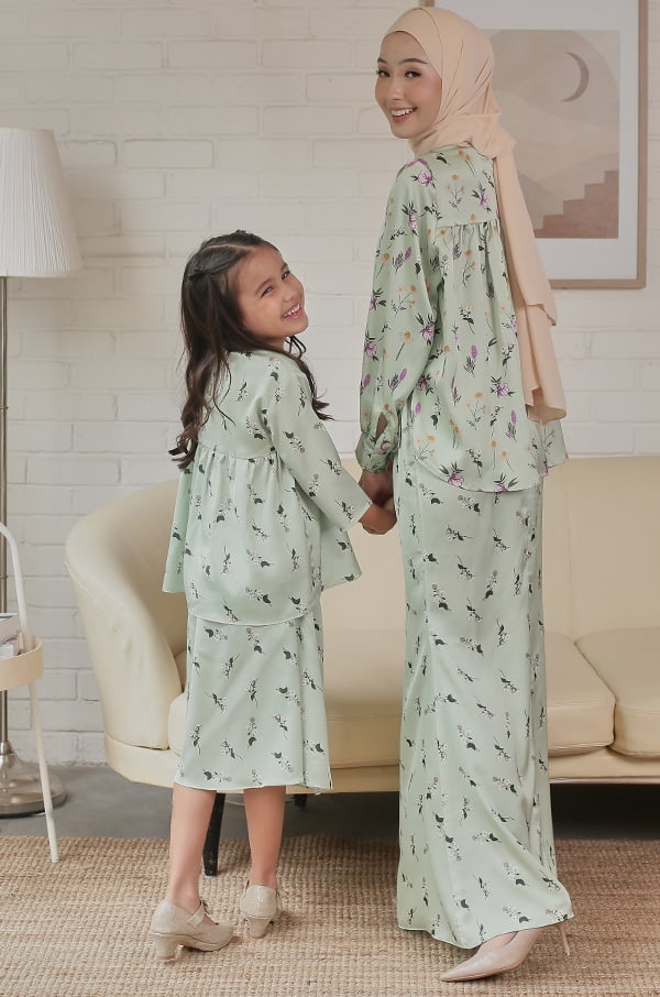 DAISY FLORAL KURUNG (MINT GREEN)