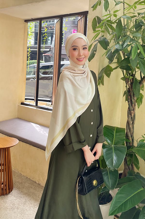 ASTRID PRINTED SHAWL (FRENCH VANILLA)