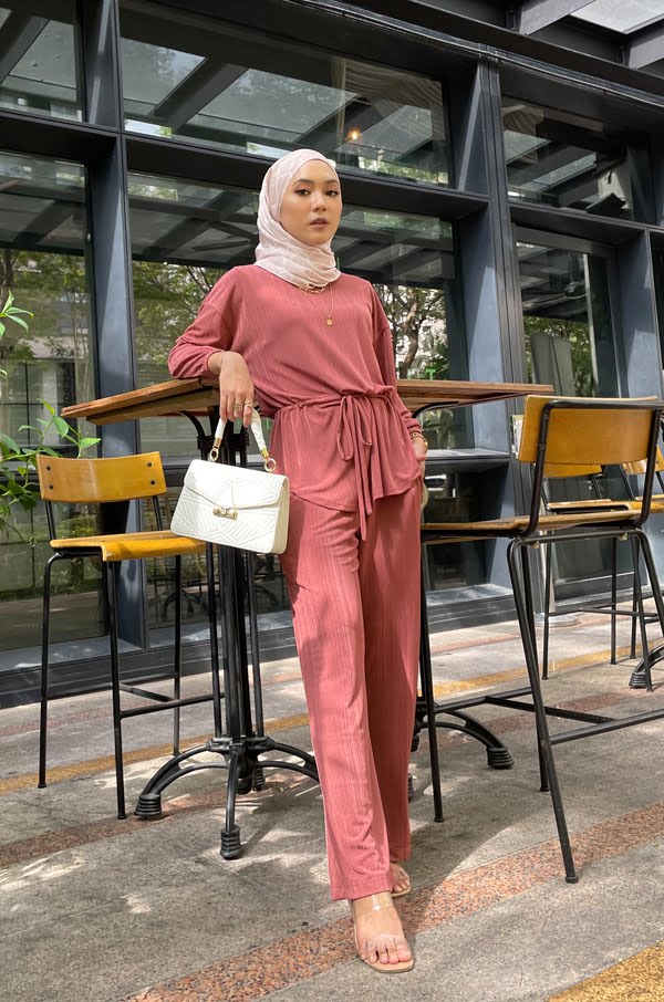 ELLA CASUAL SET (CORAL RED)