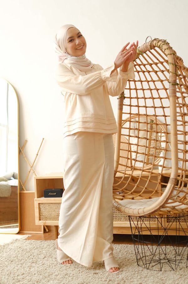 978df186983d8f7b65499e40261e21161617344001.jpg LEA KURUNG MODERN (VANILLA CREAM)