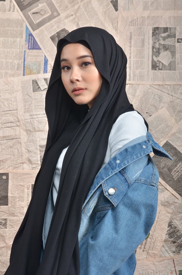 ROSSA COMFORT SHAWL (BLACK)