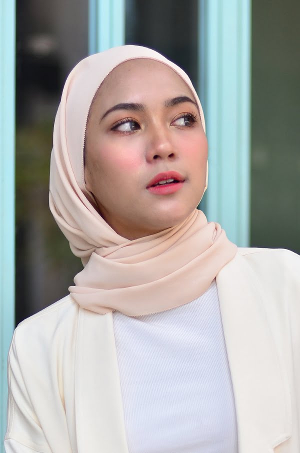 BASIC PLAIN KOREAN CHIFFON (IVORY)