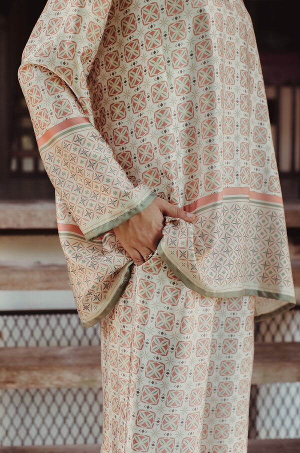 DELIMA BATIK PANTS (CREAM LIME)