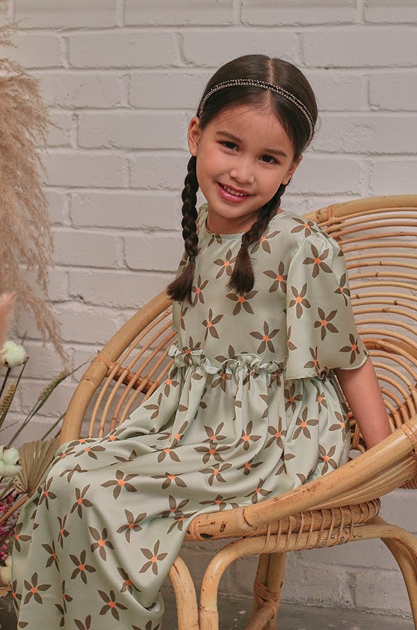 LITTLE LILI DRESS (LIME GREEN)