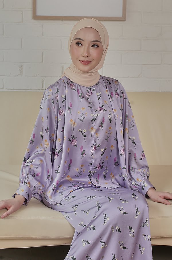 bc3c4dc8bbbd2c5383d0445ed911d9001646970339.jpg DAISY FLORAL KURUNG (LAVENDER)