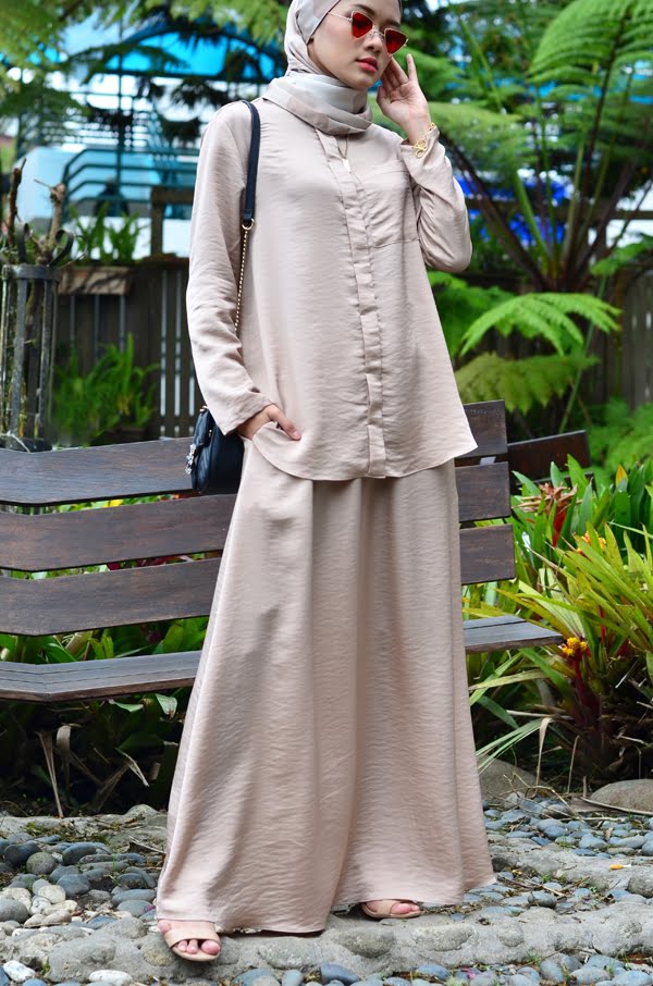 LOVA CLASSY SET (LATTE)