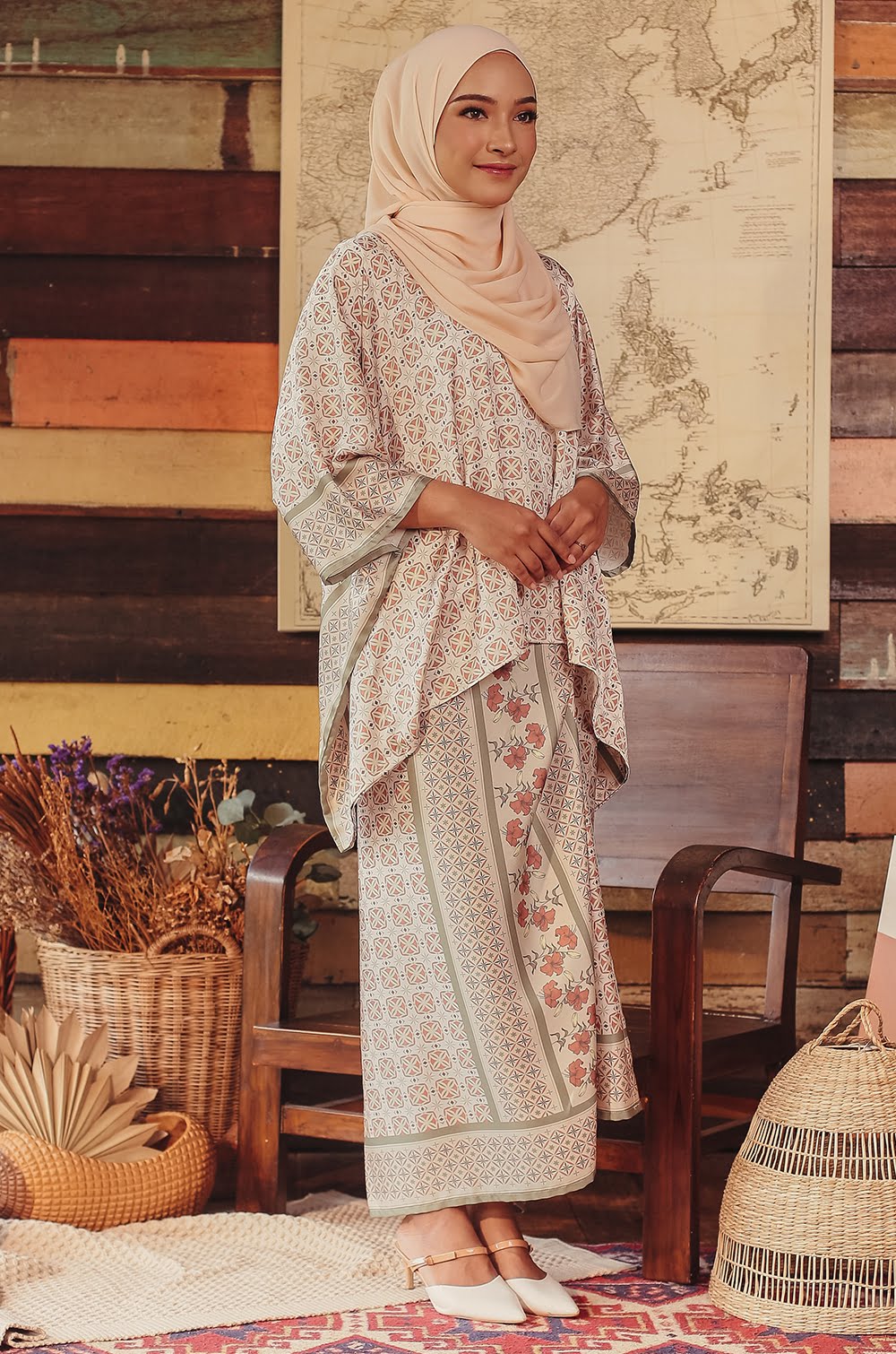 DELIMA BATIK PAREO (CREAM LIME)