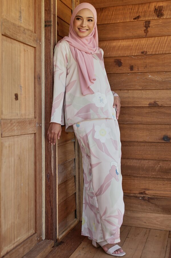 JAZMINE KURUNG MODERN (CREAMY PINK)
