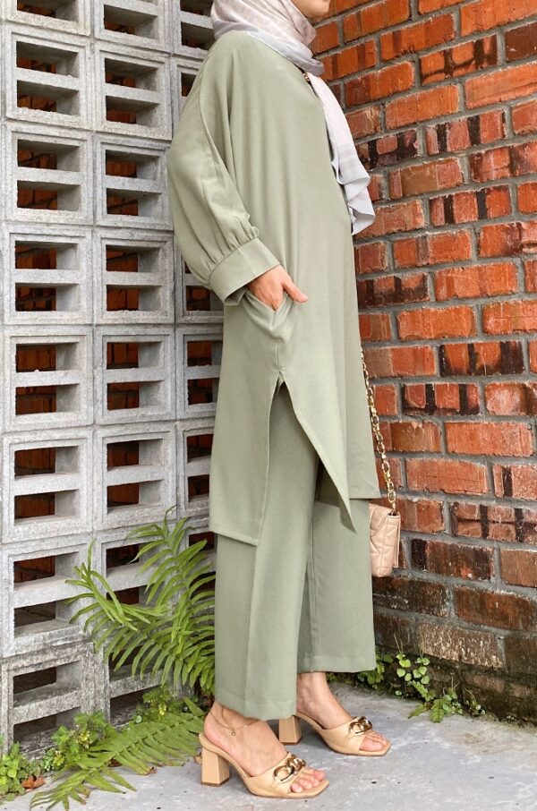 d5983468aa558f075cefdc4478fef1001633782100.jpg HAILEY TUNIC SET (OLIVE GREEN)