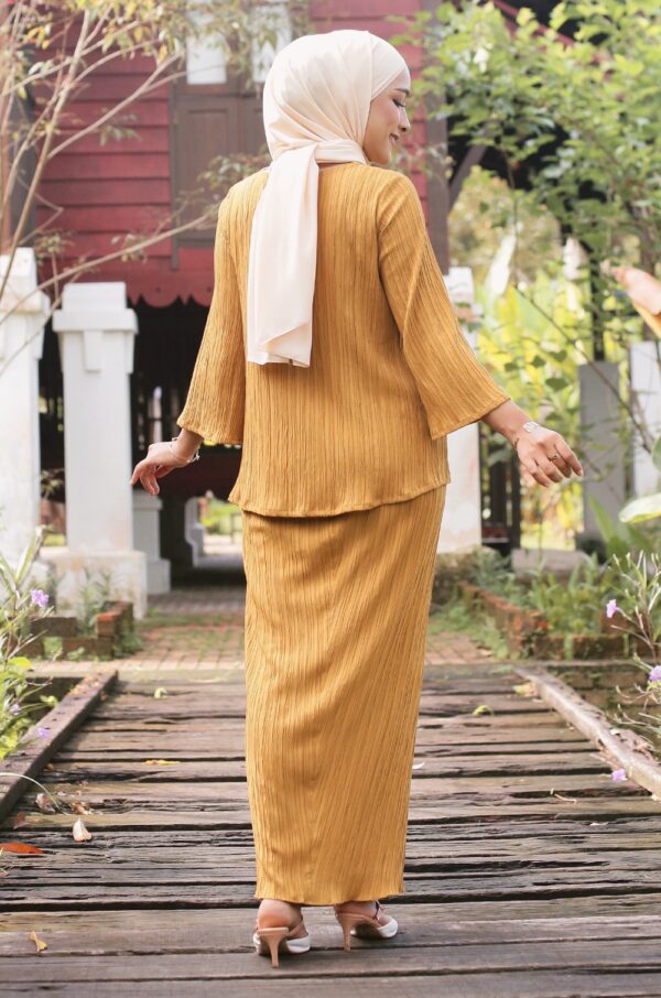 LORENNA TEXTURED KURUNG (MUSTARD YELLOW)