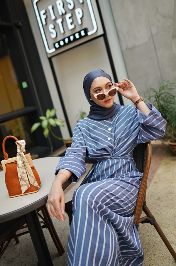 NAOMI WRAP DRESS (BLUE)