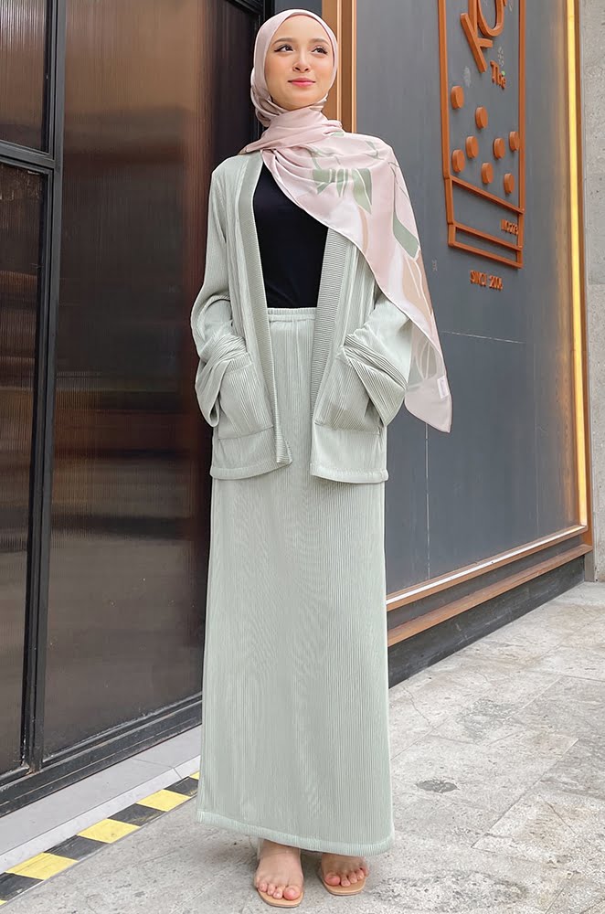 f036a815bb08d2ec6c1b6e525c45d3a61642404468.jpg MILEY PLEATED SKIRT SET (PASTEL MINT)