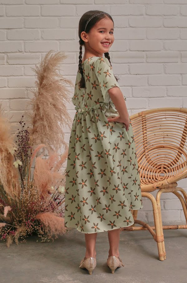 LITTLE LILI DRESS (LIME GREEN)
