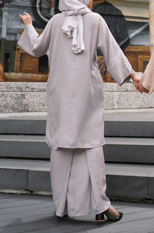 MADONNA PLAIN KURUNG (GREY)