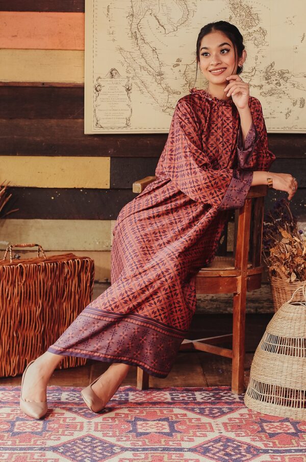 AISYAA BATIK TUNIC (TERRACOTTA PURPLE)