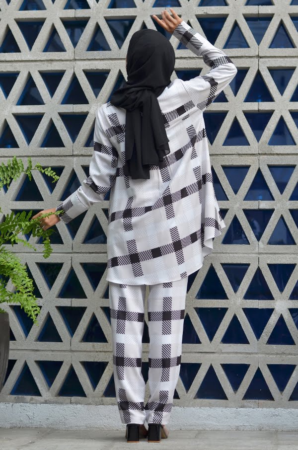 NERINA PANTS SET (BLACK GREY)