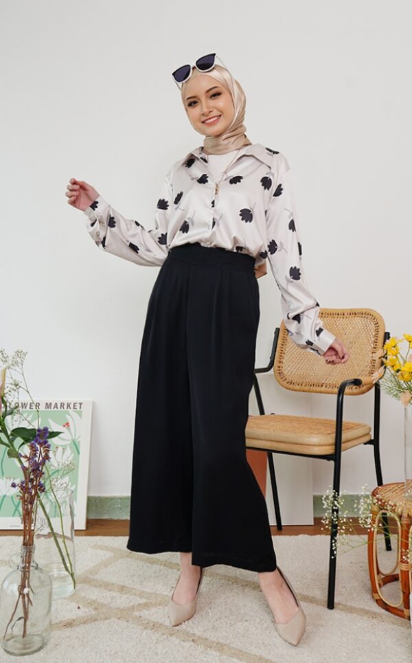 FLORAL PRINTED SHIRT (WHITE BLACK)