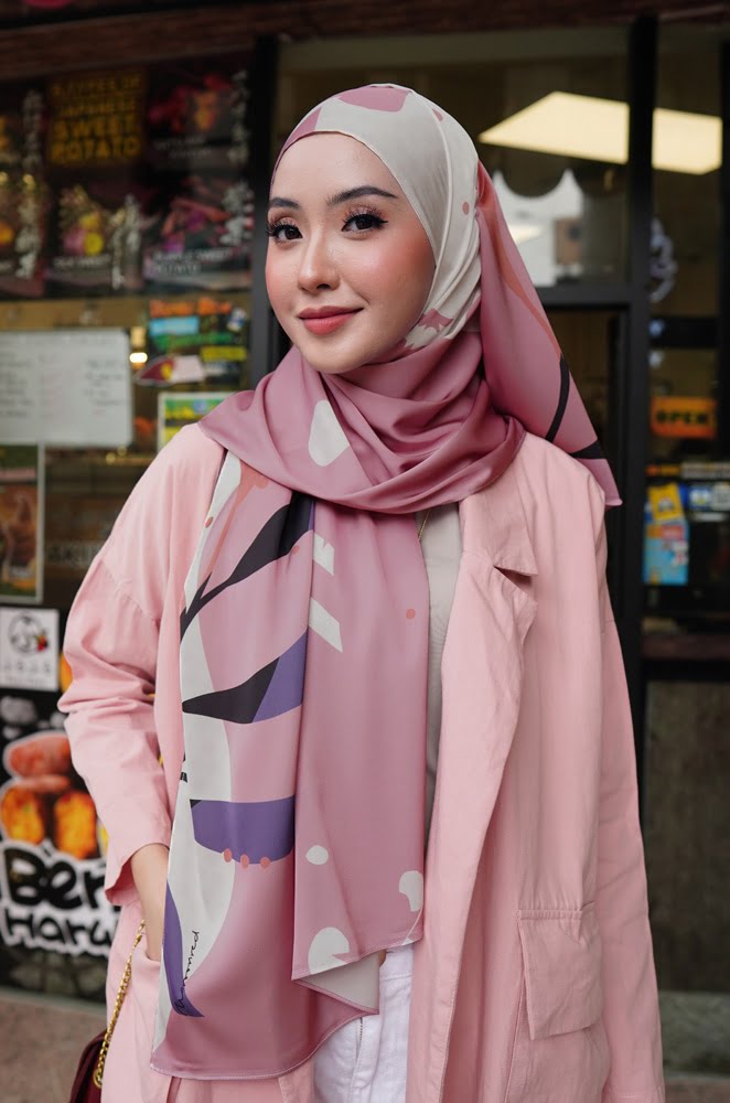 GHANIA PRINTED SHAWL (PINK PURPLE)